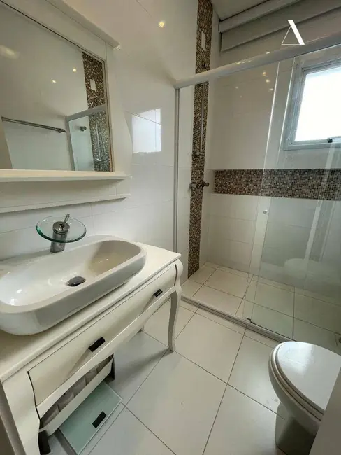 Apartamento com 3 quartos à venda, 167m2 em América, Joinville - SC - imagem 9 Foto 9 de Apartamento com 3 quartos à venda, 167m2 em América, Joinville - SC