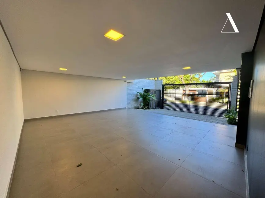 Casa com 3 quartos à venda, 292m2 em América, Joinville - SC - imagem 6 Foto 6 de Casa com 3 quartos à venda, 292m2 em América, Joinville - SC