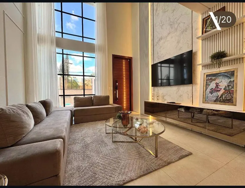 Casa com 3 quartos à venda, 204m2 em América, Joinville - SC - imagem 4 Foto 4 de Casa com 3 quartos à venda, 204m2 em América, Joinville - SC