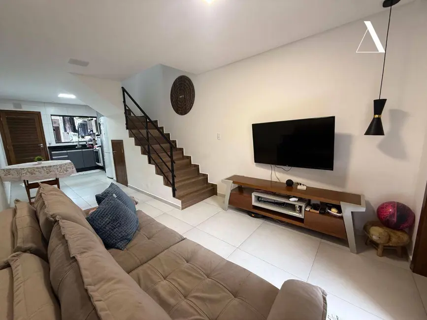 Casa com 2 quartos à venda, 67m2 em Comasa, Joinville - SC - imagem 1 Foto 1 de Casa com 2 quartos à venda, 67m2 em Comasa, Joinville - SC