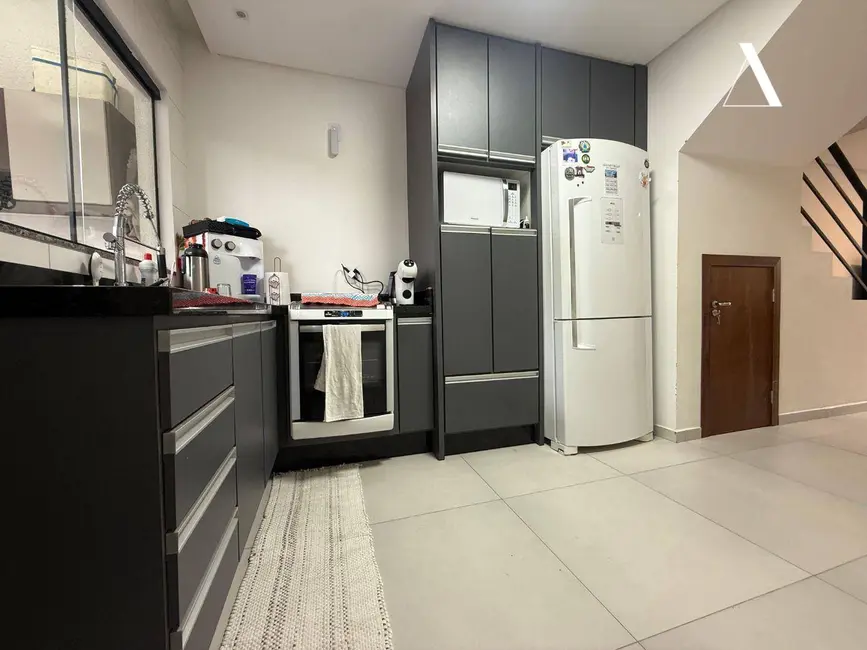 Casa com 2 quartos à venda, 67m2 em Comasa, Joinville - SC - imagem 7 Foto 7 de Casa com 2 quartos à venda, 67m2 em Comasa, Joinville - SC