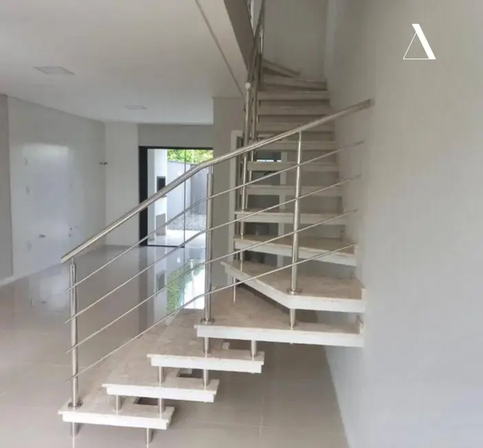 Foto 5 de Casa com 3 quartos à venda, 136m2 em Bom Retiro, Joinville - SC