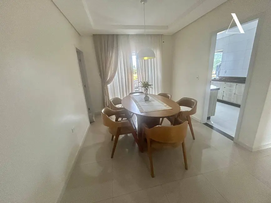 Foto 2 de Casa com 3 quartos à venda, 367m2 em Centro, Garuva - SC