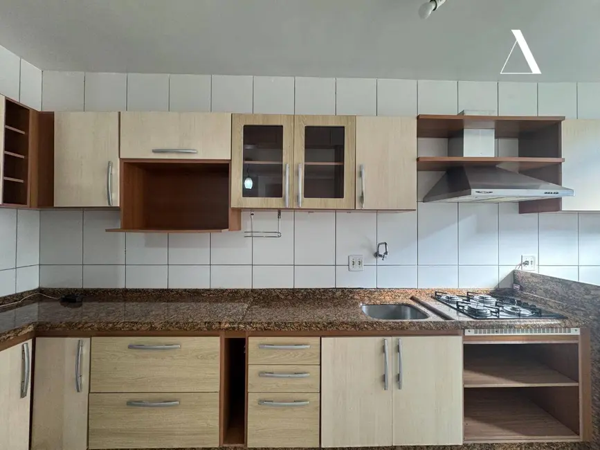 Foto 5 de Apartamento com 3 quartos para alugar, 86m2 em Santo Antônio, Joinville - SC