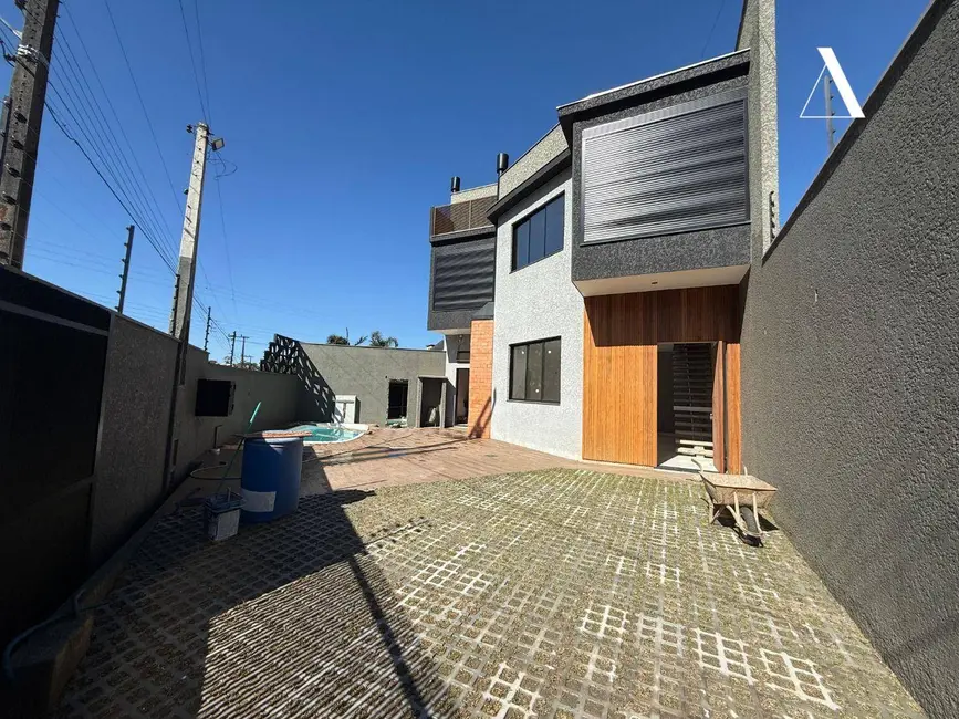 Foto 1 de Casa com 3 quartos à venda, 244m2 em Petrópolis, Joinville - SC