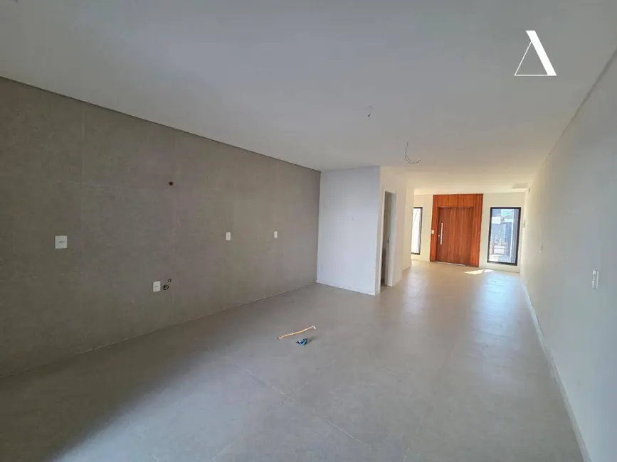 Casa com 3 quartos à venda, 120m2 em Costa e Silva, Joinville - SC - imagem 4 Foto 4 de Casa com 3 quartos à venda, 120m2 em Costa e Silva, Joinville - SC