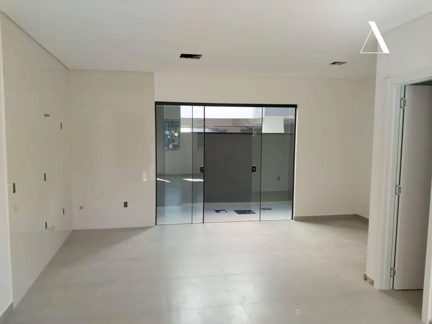 Casa com 2 quartos à venda, 75m2 em Costa e Silva, Joinville - SC - imagem 3 Foto 3 de Casa com 2 quartos à venda, 75m2 em Costa e Silva, Joinville - SC