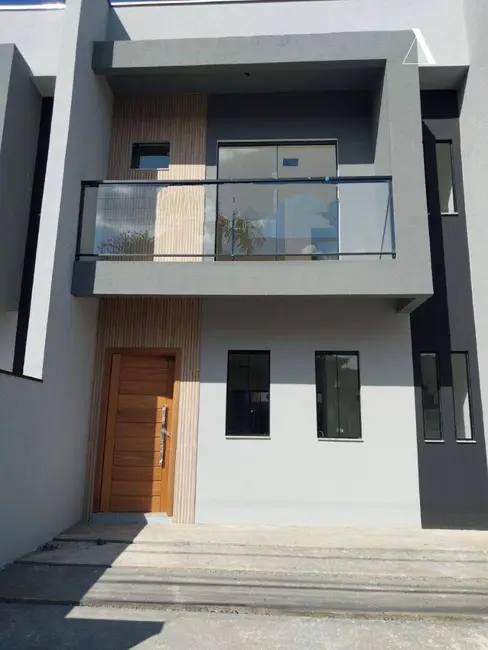 Casa com 2 quartos à venda, 75m2 em Costa e Silva, Joinville - SC - imagem 2 Foto 2 de Casa com 2 quartos à venda, 75m2 em Costa e Silva, Joinville - SC