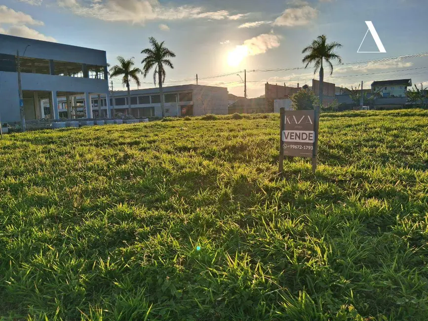 Foto 1 de Terreno / Lote à venda, 240m2 em Araquari - SC