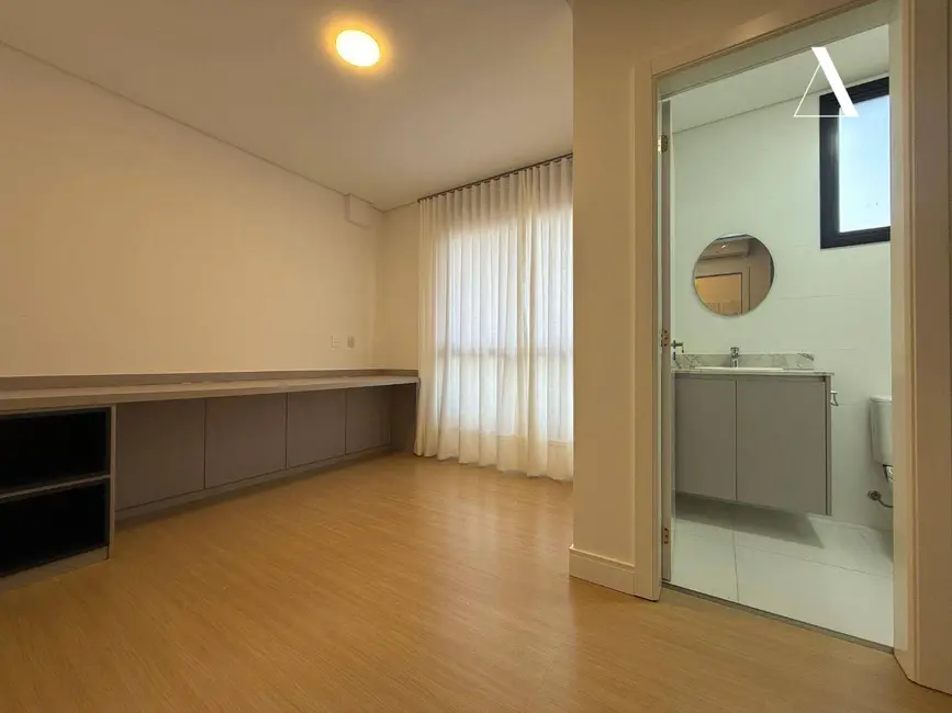 Apartamento com 3 quartos à venda, 127m2 em América, Joinville - SC - imagem 8 Foto 8 de Apartamento com 3 quartos à venda, 127m2 em América, Joinville - SC