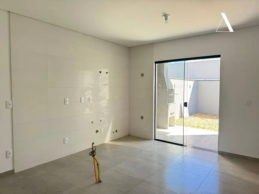 Casa com 3 quartos à venda, 105m2 em Costa e Silva, Joinville - SC - imagem 6 Foto 6 de Casa com 3 quartos à venda, 105m2 em Costa e Silva, Joinville - SC