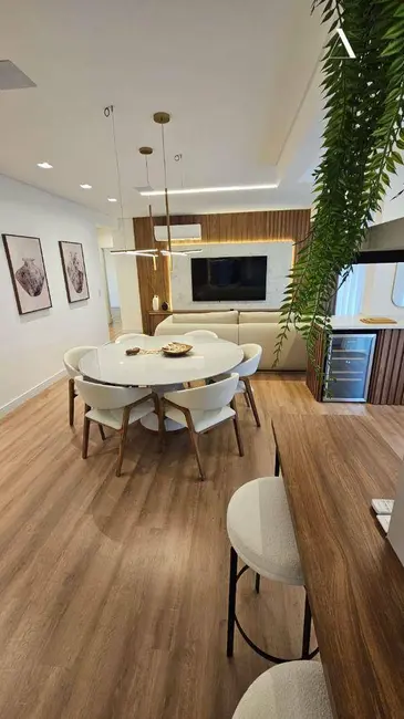 Foto 2 de Apartamento com 3 quartos à venda, 440m2 em América, Joinville - SC