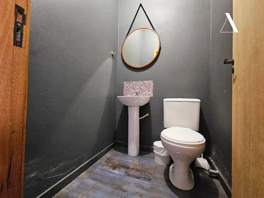 Foto 9 de Casa com 4 quartos à venda, 360m2 em Floresta, Joinville - SC