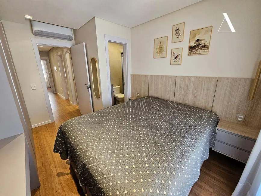 Foto 7 de Casa com 3 quartos à venda, 177m2 em Bom Retiro, Joinville - SC