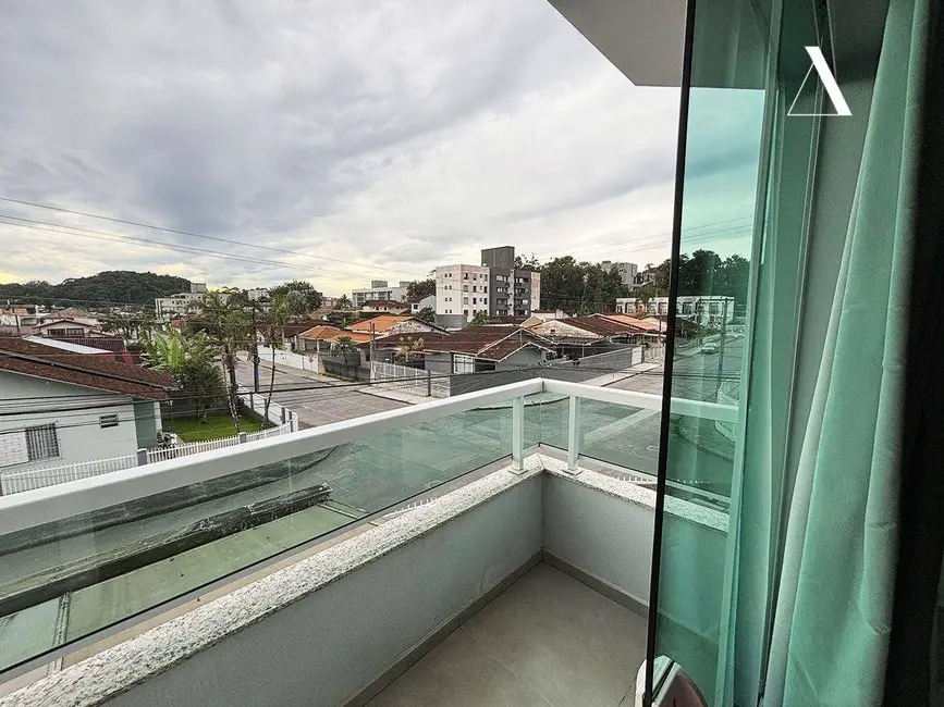 Foto 9 de Casa com 3 quartos à venda, 171m2 em Glória, Joinville - SC
