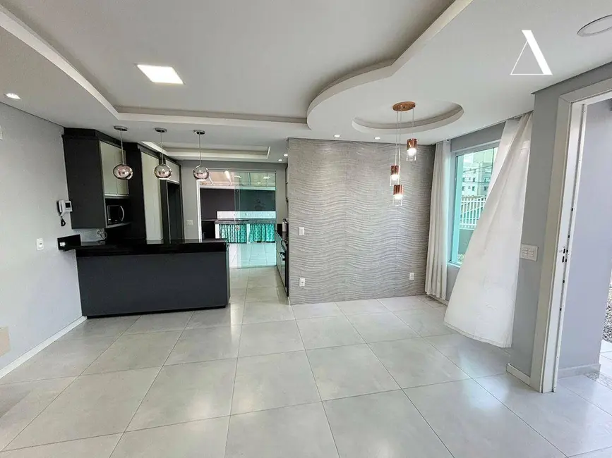 Foto 5 de Casa com 3 quartos à venda, 171m2 em Glória, Joinville - SC