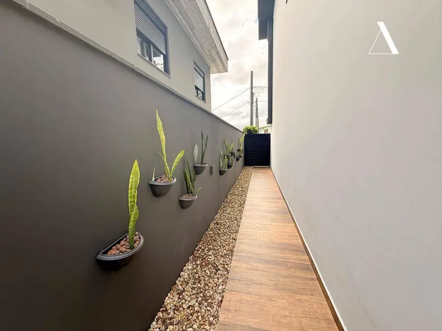 Foto 5 de Casa de Condomínio com 4 quartos à venda, 245m2 em Vila Nova, Joinville - SC