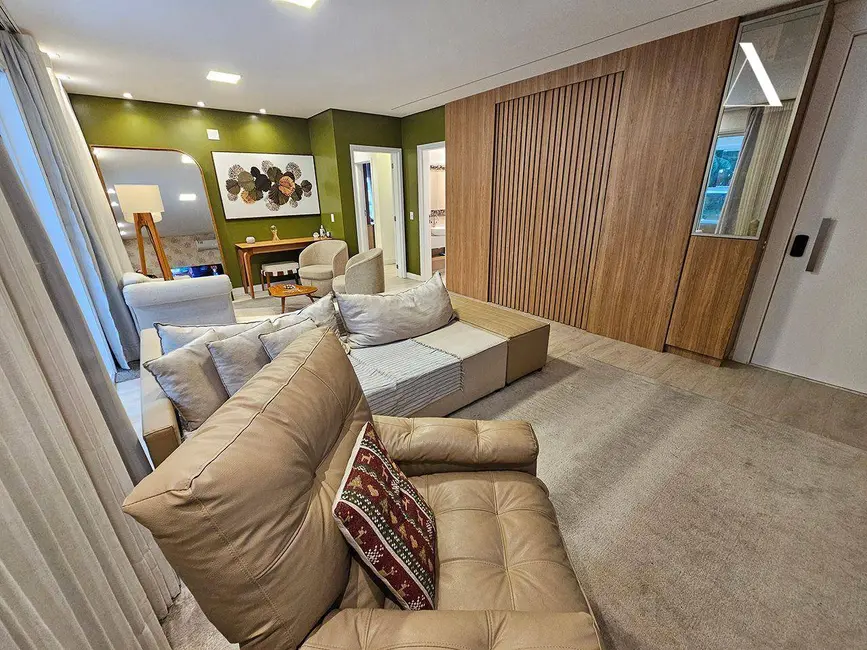 Apartamento com 4 quartos à venda, 276m2 em América, Joinville - SC - imagem 3 Foto 3 de Apartamento com 4 quartos à venda, 276m2 em América, Joinville - SC