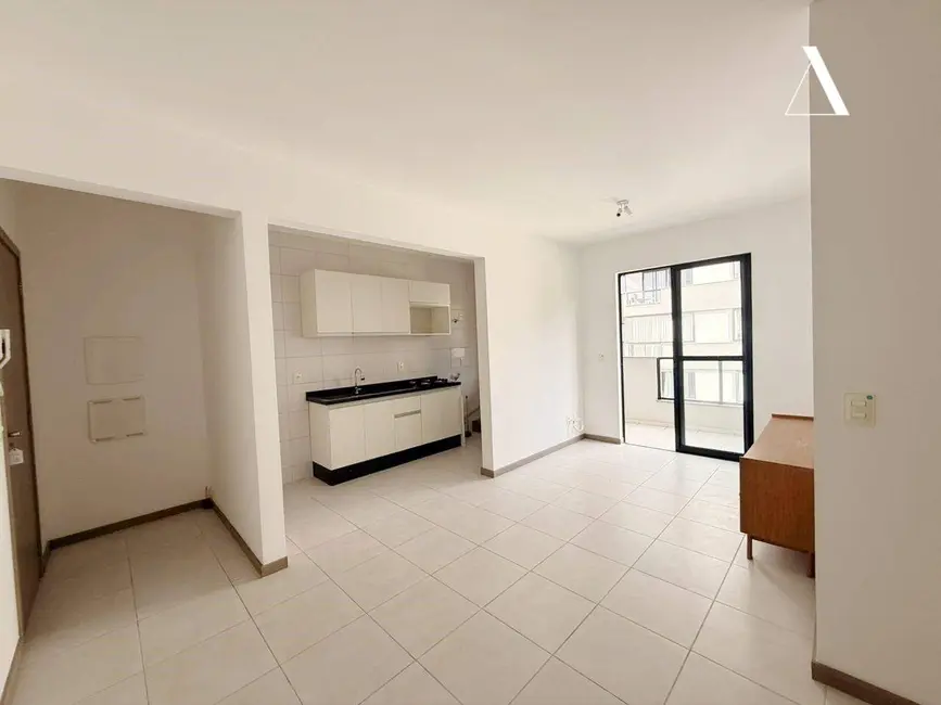 Foto 3 de Apartamento com 2 quartos à venda, 96m2 em São Marcos, Joinville - SC
