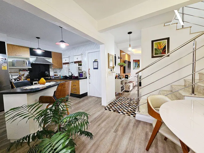 Foto 6 de Casa com 3 quartos à venda, 112m2 em Santo Antônio, Joinville - SC