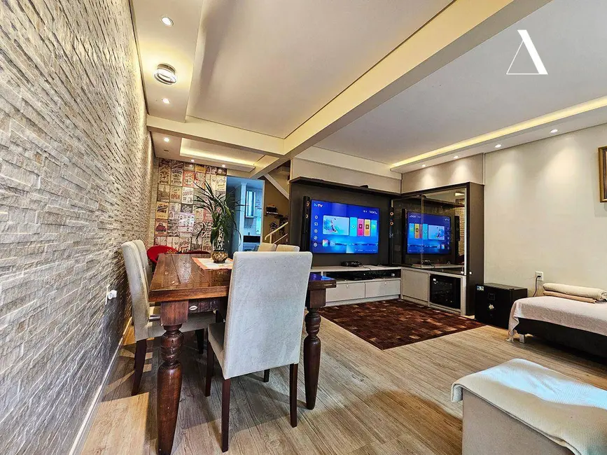 Foto 6 de Casa com 4 quartos à venda, 151m2 em Petrópolis, Joinville - SC