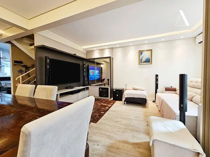 Foto 7 de Casa com 4 quartos à venda, 151m2 em Petrópolis, Joinville - SC