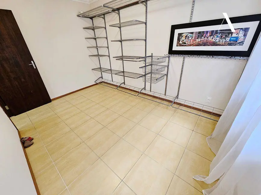 Foto 7 de Apartamento com 2 quartos à venda, 92m2 em Santo Antônio, Joinville - SC