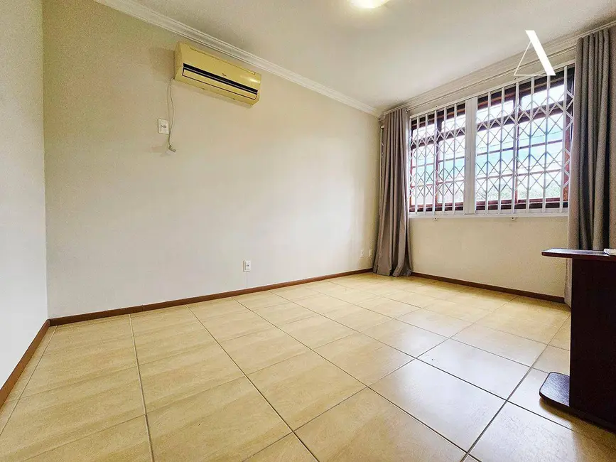 Foto 9 de Apartamento com 2 quartos à venda, 92m2 em Santo Antônio, Joinville - SC