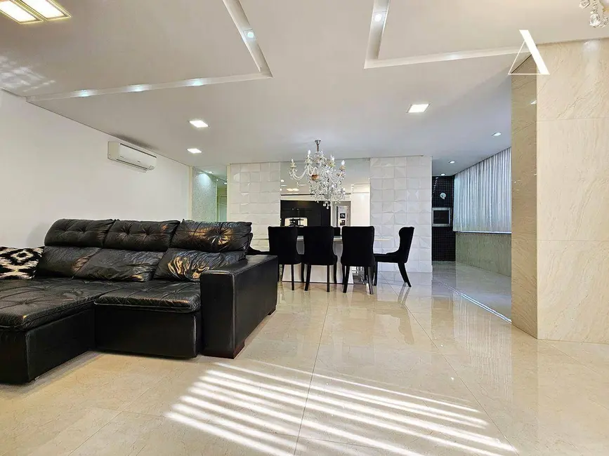 Foto 2 de Apartamento com 2 quartos à venda, 193m2 em Atiradores, Joinville - SC