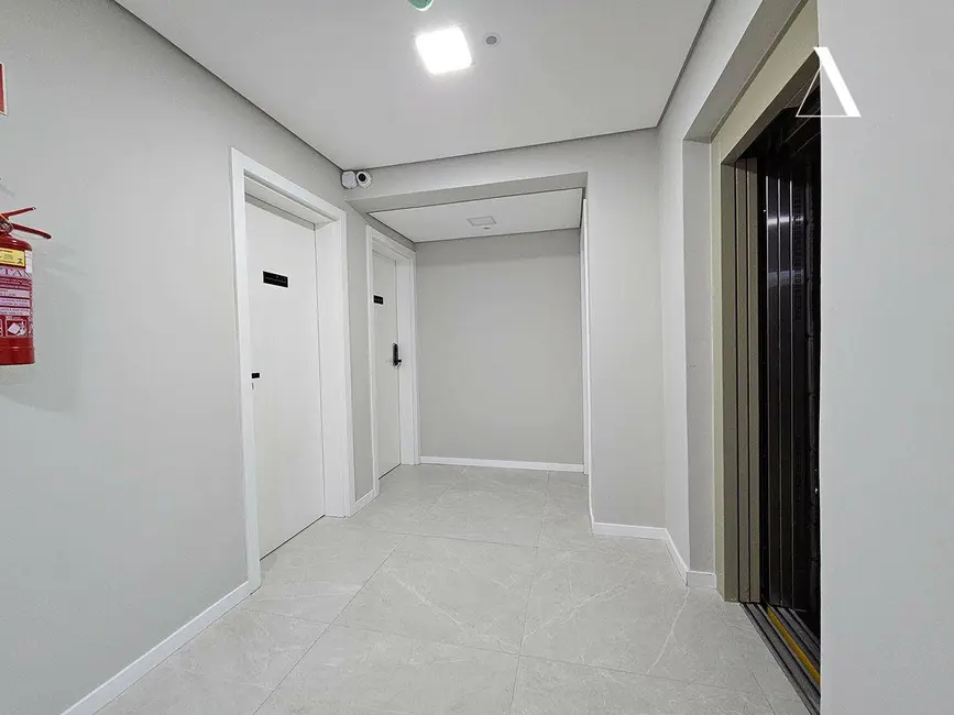 Foto 8 de Apartamento com 2 quartos à venda, 111m2 em Saguaçu, Joinville - SC