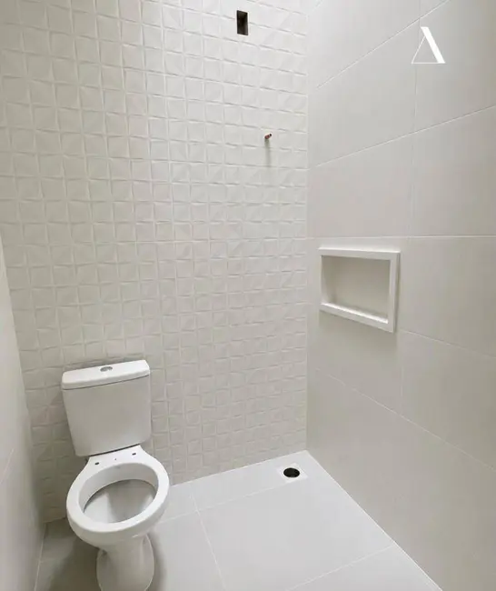 Foto 8 de Casa com 2 quartos à venda, 75m2 em Aventureiro, Joinville - SC