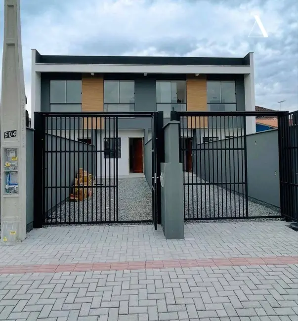 Foto 1 de Casa com 2 quartos à venda, 75m2 em Aventureiro, Joinville - SC