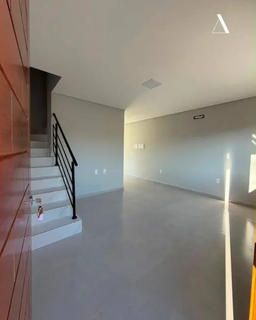 Casa com 3 quartos à venda, 153m2 em Comasa, Joinville - SC - imagem 5 Foto 5 de Casa com 3 quartos à venda, 153m2 em Comasa, Joinville - SC