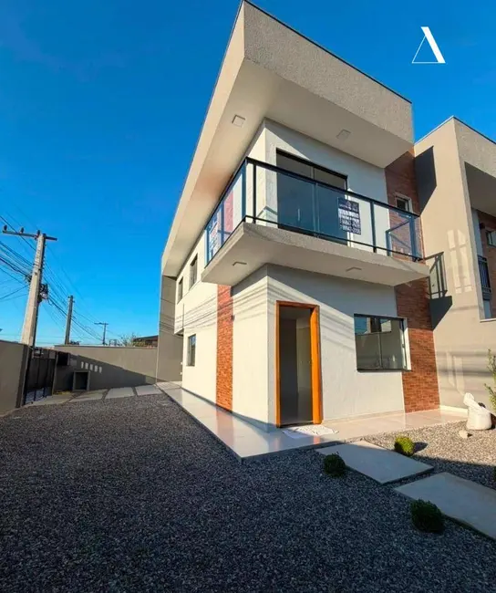 Casa com 3 quartos à venda, 153m2 em Comasa, Joinville - SC - imagem 2 Foto 2 de Casa com 3 quartos à venda, 153m2 em Comasa, Joinville - SC