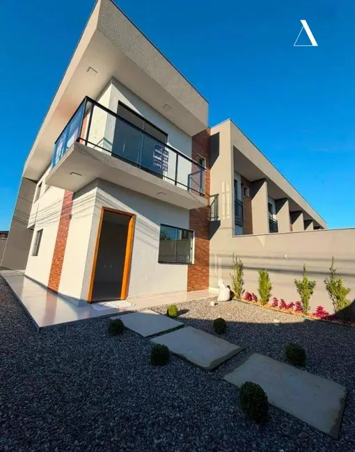 Casa com 3 quartos à venda, 153m2 em Comasa, Joinville - SC - imagem 1 Foto 1 de Casa com 3 quartos à venda, 153m2 em Comasa, Joinville - SC