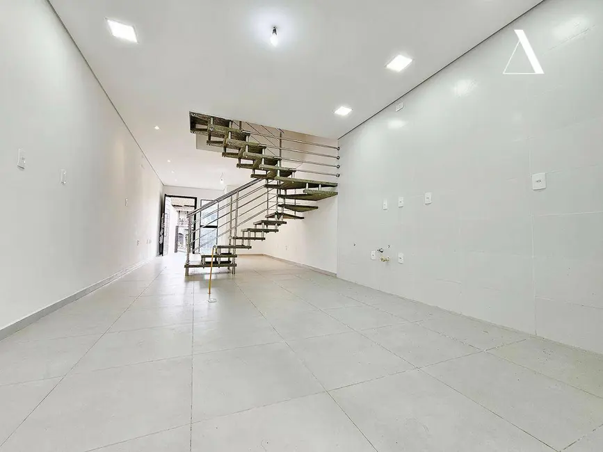 Foto 3 de Casa com 3 quartos à venda, 93m2 em Floresta, Joinville - SC