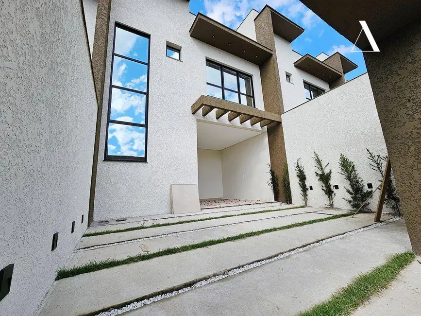 Foto 1 de Casa com 3 quartos à venda, 84m2 em Glória, Joinville - SC