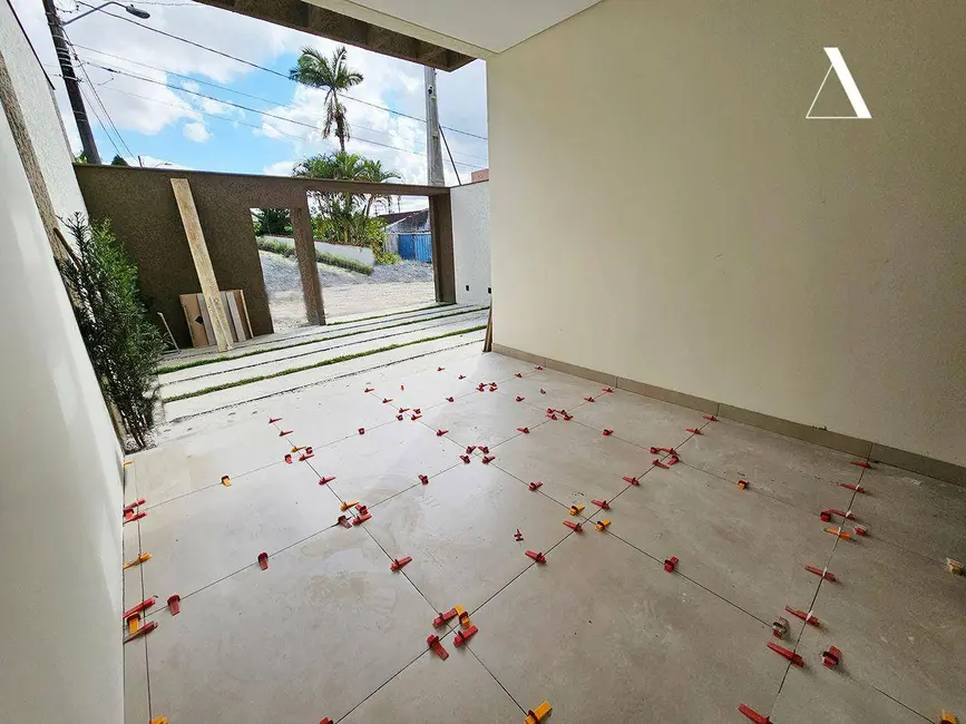 Foto 2 de Casa com 3 quartos à venda, 84m2 em Glória, Joinville - SC