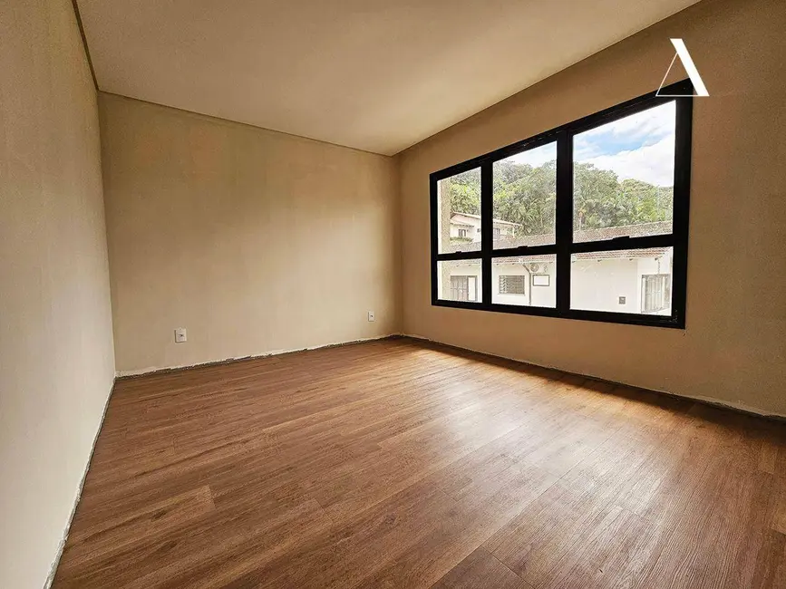 Foto 8 de Casa com 3 quartos à venda, 84m2 em Glória, Joinville - SC