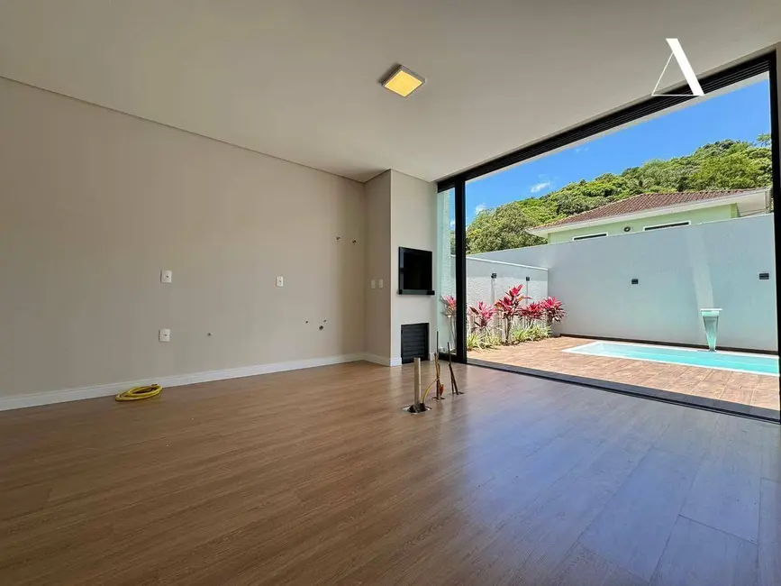 Foto 6 de Casa com 3 quartos à venda, 181m2 em Jardim Sofia, Joinville - SC