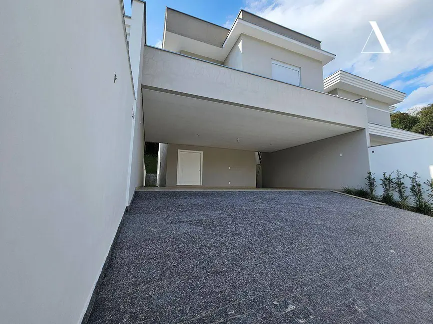 Foto 4 de Casa com 4 quartos à venda, 1436m2 em Glória, Joinville - SC