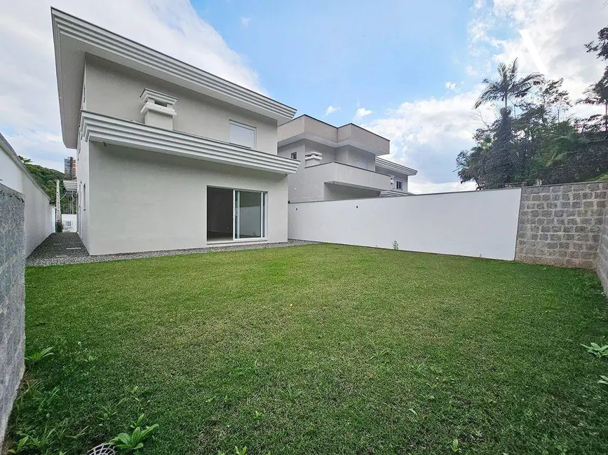 Foto 1 de Casa com 4 quartos à venda, 1436m2 em Glória, Joinville - SC