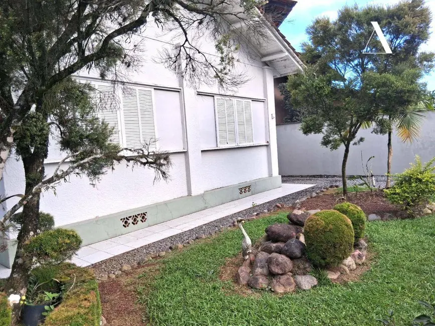 Foto 3 de Casa com 5 quartos à venda, 1275m2 em São Marcos, Joinville - SC