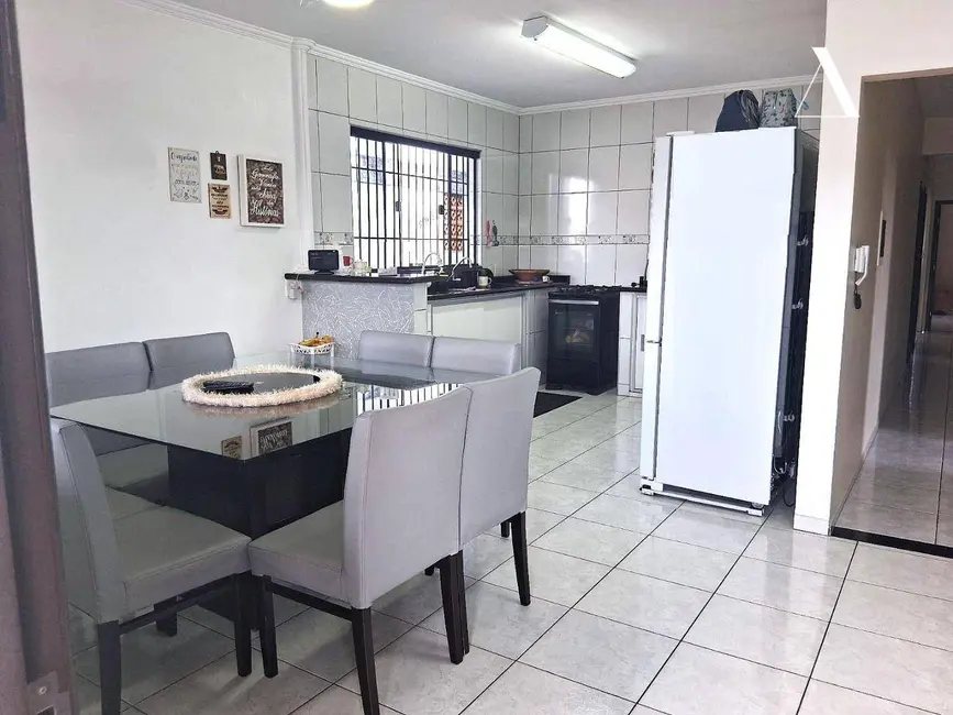 Casa com 5 quartos à venda, 624m2 em Floresta, Joinville - SC - imagem 1 Foto 1 de Casa com 5 quartos à venda, 624m2 em Floresta, Joinville - SC