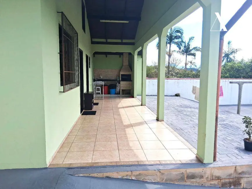 Casa com 5 quartos à venda, 624m2 em Floresta, Joinville - SC - imagem 9 Foto 9 de Casa com 5 quartos à venda, 624m2 em Floresta, Joinville - SC