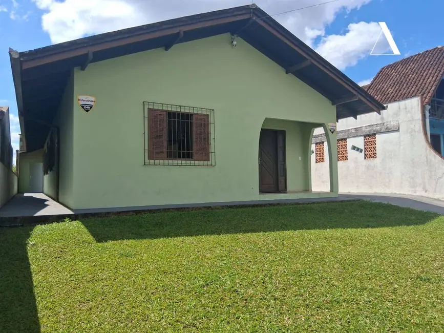 Casa com 5 quartos à venda, 624m2 em Floresta, Joinville - SC - imagem 2 Foto 2 de Casa com 5 quartos à venda, 624m2 em Floresta, Joinville - SC