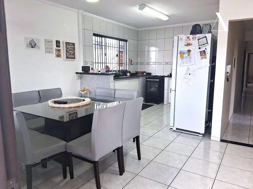 Casa com 5 quartos à venda, 624m2 em Floresta, Joinville - SC - imagem 3 Foto 3 de Casa com 5 quartos à venda, 624m2 em Floresta, Joinville - SC