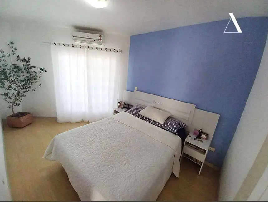 Foto 8 de Casa com 3 quartos à venda, 372m2 em Vila Nova, Joinville - SC