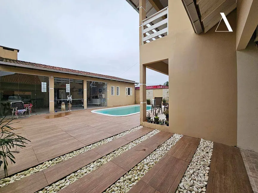 Foto 4 de Casa com 3 quartos à venda, 372m2 em Vila Nova, Joinville - SC