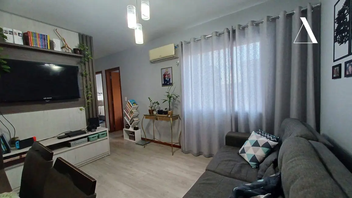 Foto 2 de Apartamento com 3 quartos à venda, 62m2 em Parque Guarani, Joinville - SC